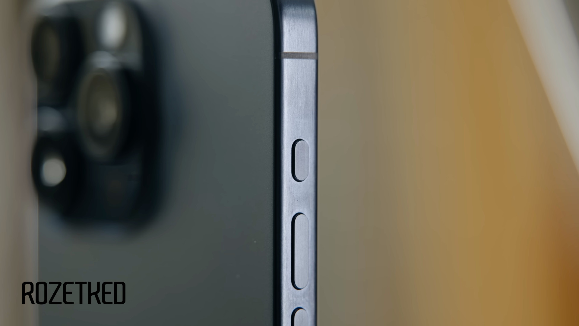 СМИ: Apple увеличит экраны и добавит новую сенсорную кнопку в серии iPhone 16